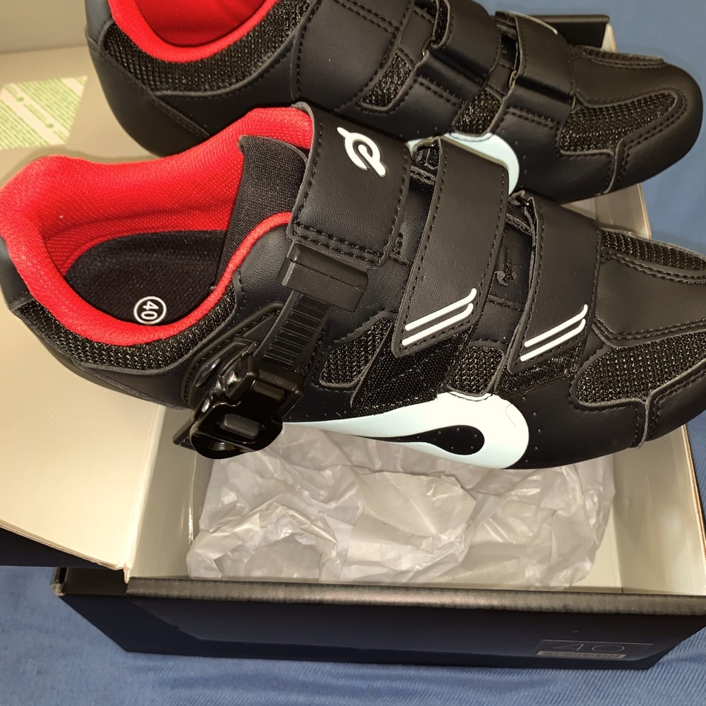Peloton Cycling Shoes - Brand New